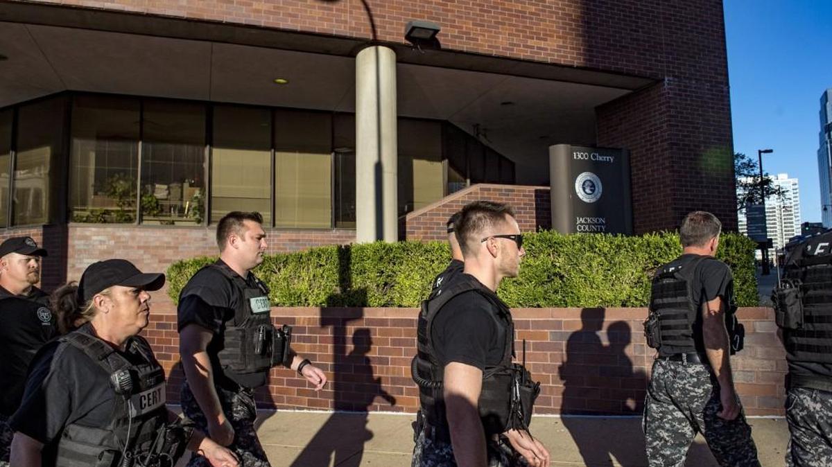 Two hundred law enforcement officers from several agencies searched the Jackson County Detention Center Monday for several hours as part of an ongoing investigation. Prior searches have turned up weapons, drugs and other contraband.