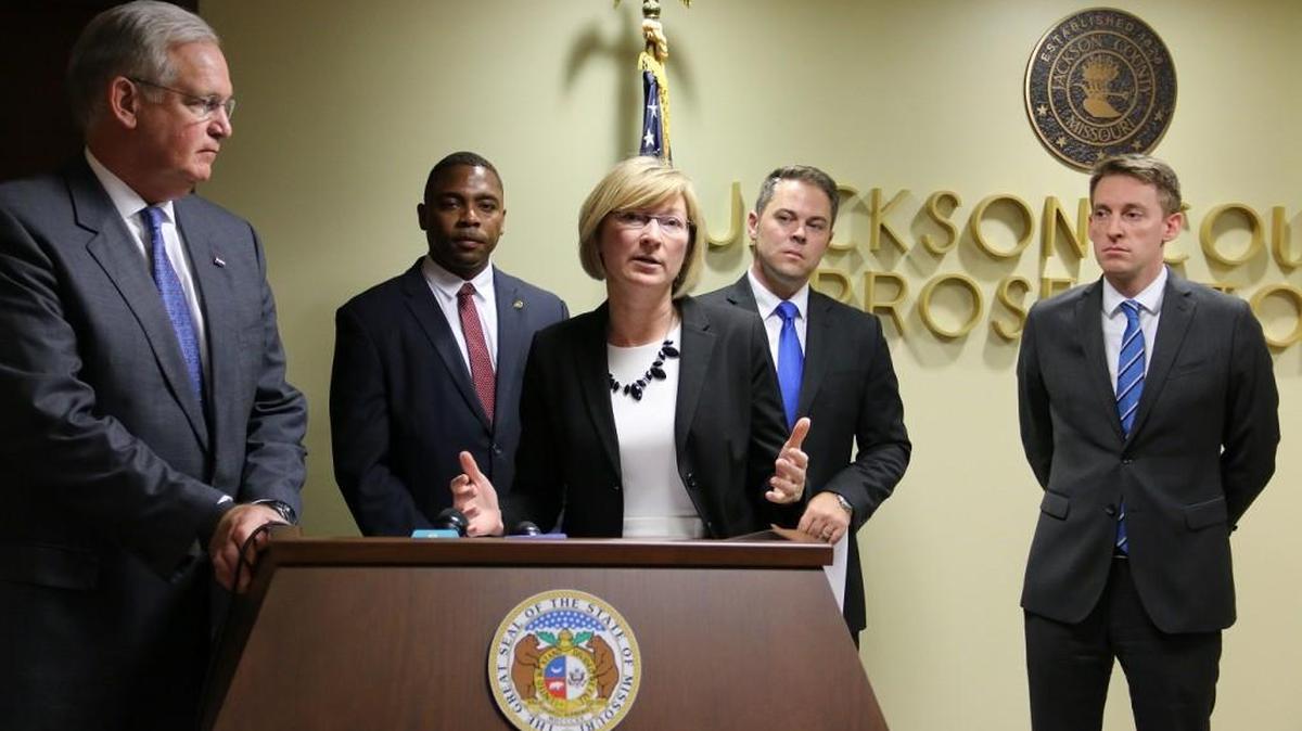 Missouri Gov. Jay Nixon (far left) has vetoed a dangerous gun bill, just as Jackson County Prosecutor Jean Peters Baker had hoped.