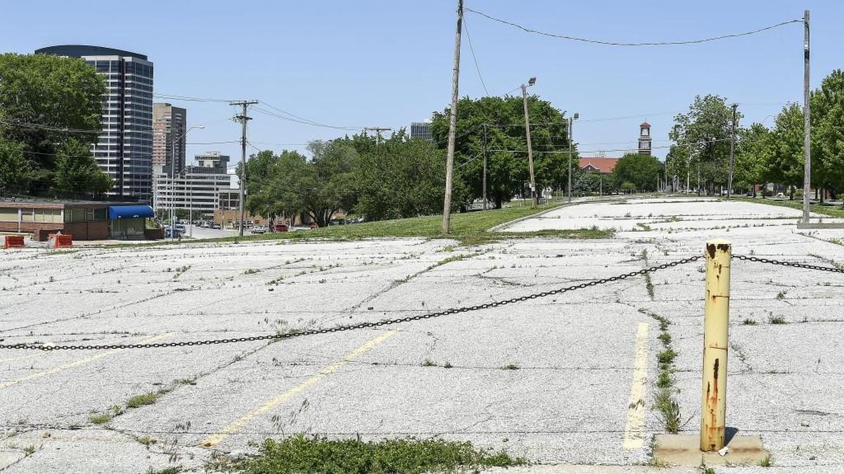 Petitioners last week succeeded in getting a developer to make good changes in the tax breaks sought to bring housing to this spot near Crown Center in Kansas City.