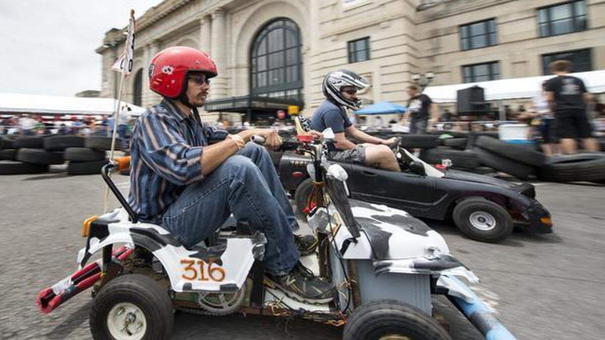 
Kansas City’s Maker Faire, which featured an endurance race in the parking lot of Union Station in 2014, has received funding from the Neighborhood Tourist Development Fund.
