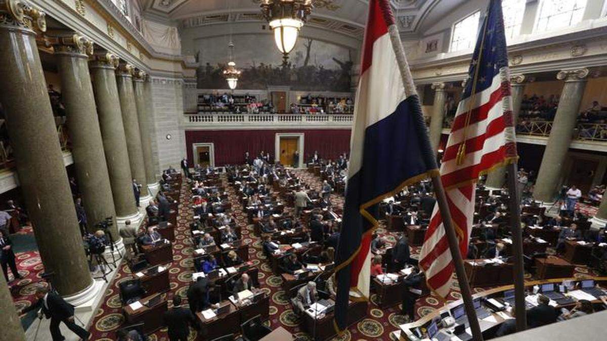 
Lobbyist gifts need to be limited in the Missouri House (above) and the Missouri Senate.
