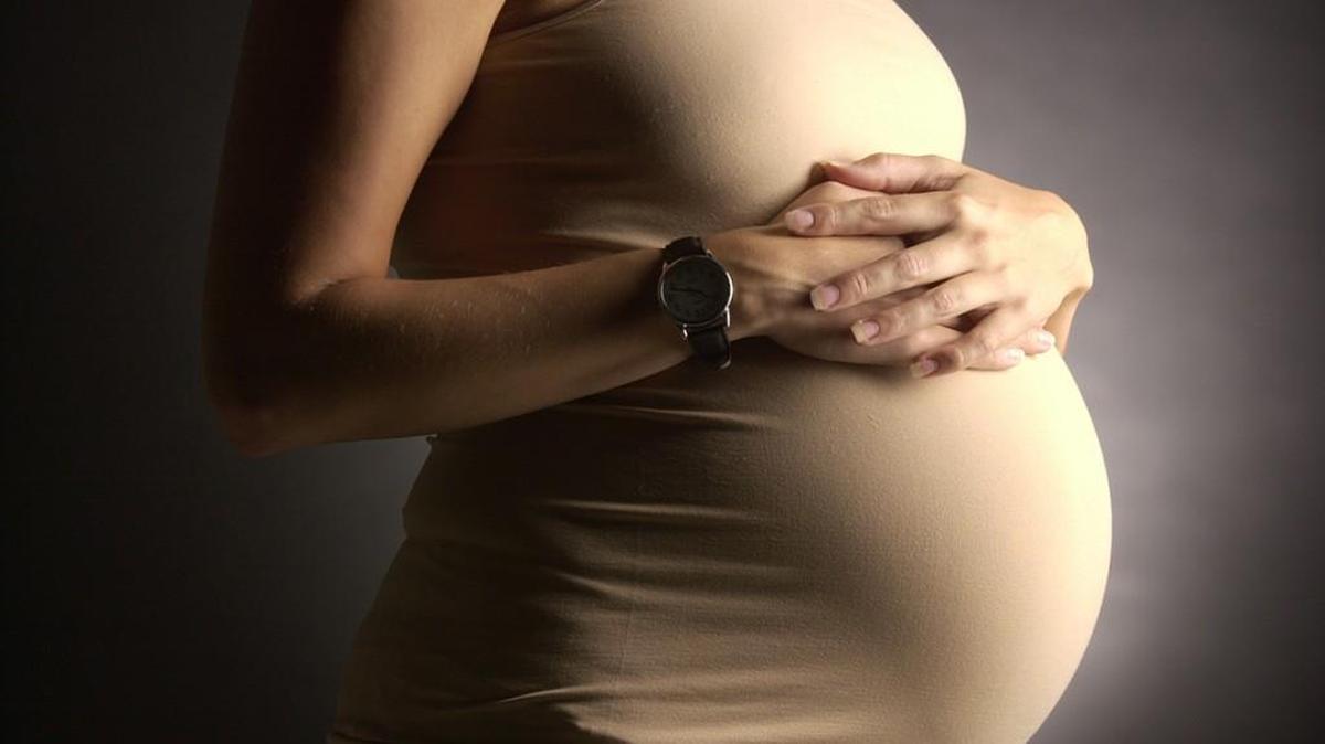 Pregnant women who are abusing opioids face criminal penalties under a bill being debated by the Missouri legislature. File photo illustration.