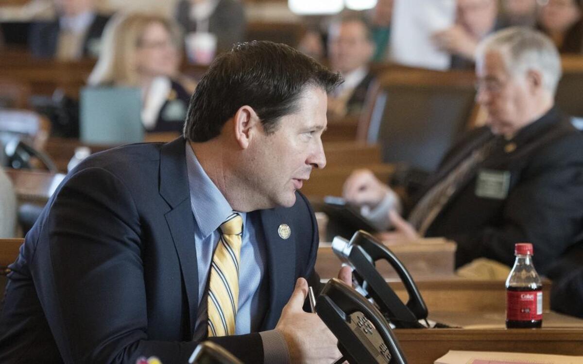 Kansas House Speaker Ron Ryckman recently felt the need to put a hold on Democrats “carrying” bills on the House floor.