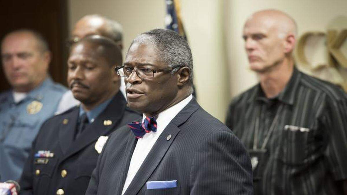 
Mayor Sly James has proposed a new way to handle some economic development incentives in Kansas City.
