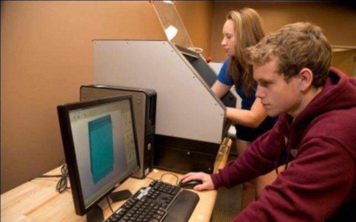 
Students at the Lee’s Summit School District’s Missouri Innovation Campus may be moving to new quarters.
