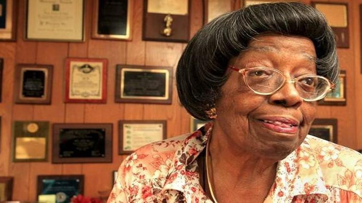 Julia H. Hill, the first woman president of the Kansas City branch of the NAACP and former president of the Kansas City school district, overseeing the court-ordered desegregation, died Aug. 11. A memorial service for her will take place Wednesday morning at Centennial United Methodist Church, 1834 Woodland Ave.