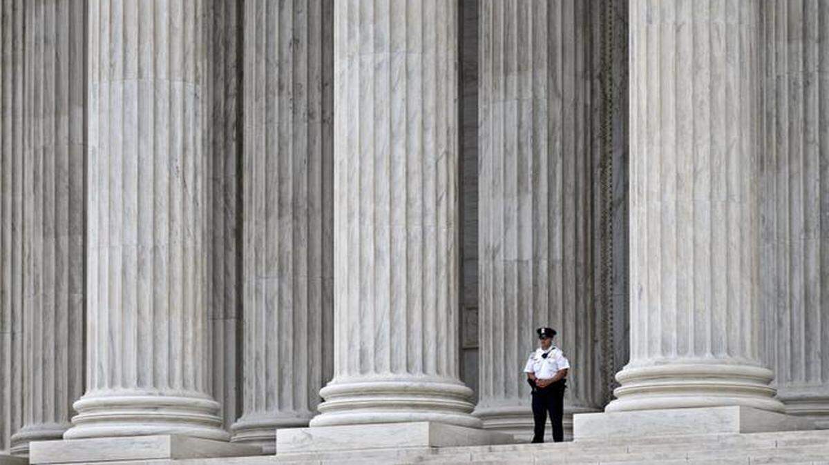 
The U.S. Supreme Court has cleared the way for more same-sex marriages in much of the country, but it’s unclear how that decision affects Kansas.
