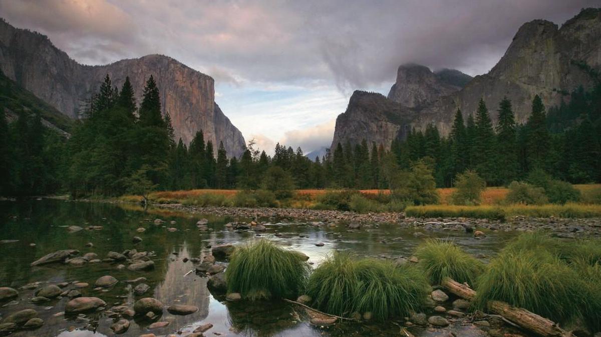 A view of Cathedral Rocks in Yosemite, Calif.