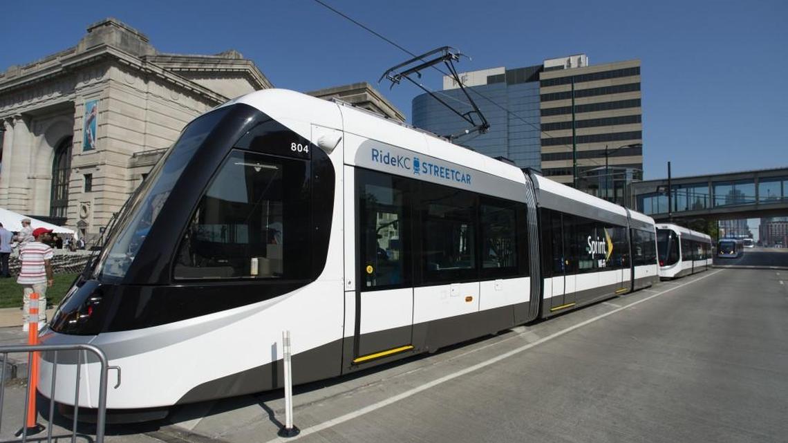 Supporters of Kansas City’s downtown streetcar line want to extend it from Union Station down Main Street, all the way to the University of Missouri-Kansas City area.