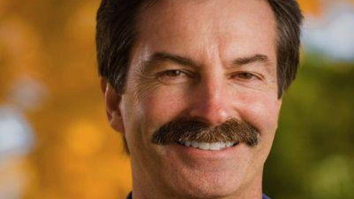 
Missouri Rep. Mike Moon’s resolution calls upon members of the Missouri congressional delegation to “endeavor with ‘manly firmness’ and resolve to totally and completely repeal the Affordable Care Act, settling for no less than a full repeal.”
