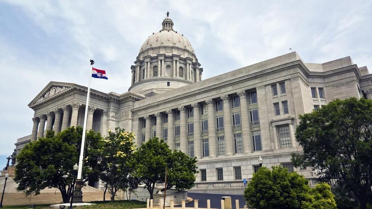 Missouri lawmakers may forfeit some of their goodies out of fear that if they don’t, voters will take even more freebies away from them through a ballot initiative that would ban any gift worth more than $5. But legislators might not even pass a half-measure gift ban.