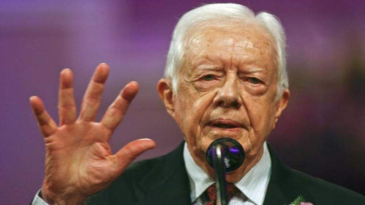 
Former President Jimmy Carter will be among the speakers via closed circuit TV from Atlanta on Thursday during the Edgar Snow Symposium running Thursday through Saturday in Kansas City. The 16th biennial symposium will showcase the arts and entrepreneurship in the U.S. and China.
