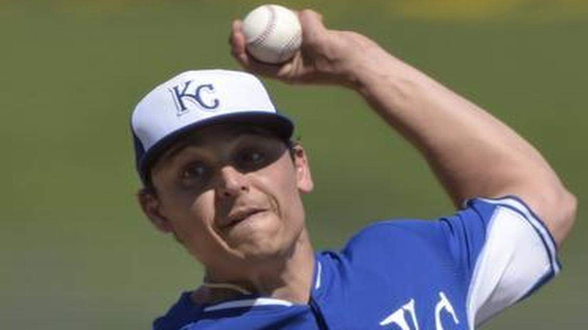 
After taking Tuesday off, the Royals resume Cactus League play against the Chicago White Sox tonight in Surprise, Ariz. Jason Vargas will be the starting pitcher for Kansas City.
