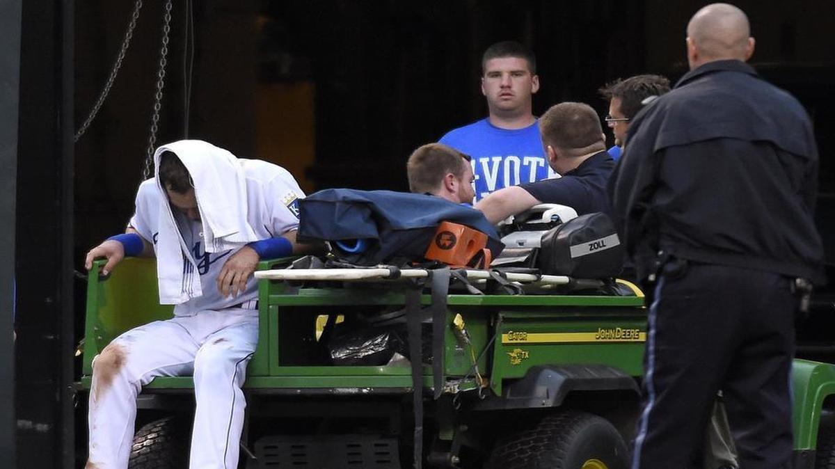 
Kansas City Royals left fielder Alex Gordon was taken off the field on a cart after being injured Wednesday.

