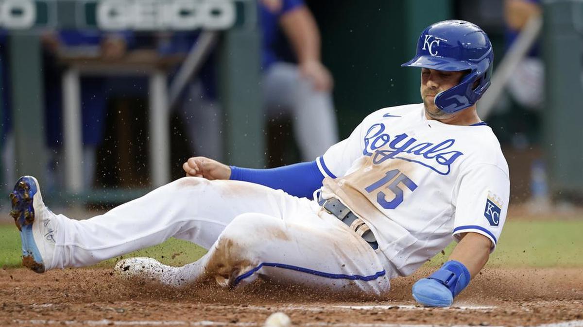 Whit Merrifield and other players who refused to protect themselves also endangered others. Their choice has nothing in common with individuals’ choices over reproductive health.
