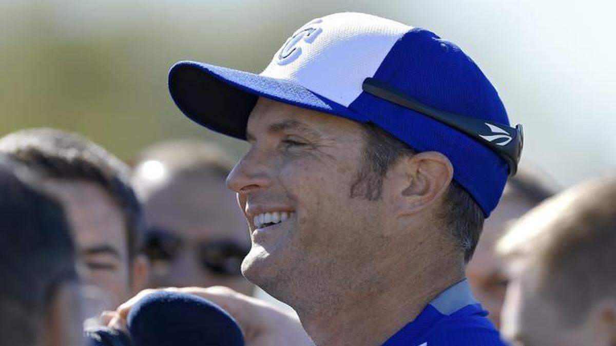 
Induction ceremonies for newly elected Royals Hall of Famer Mike Sweeney will be held before an Aug. 15 home game.
