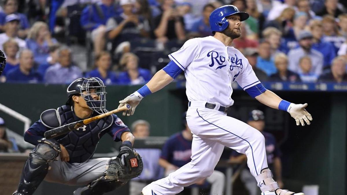Kansas City Royals left fielder Alex Gordon followed through on a double during last Saturday’s game.