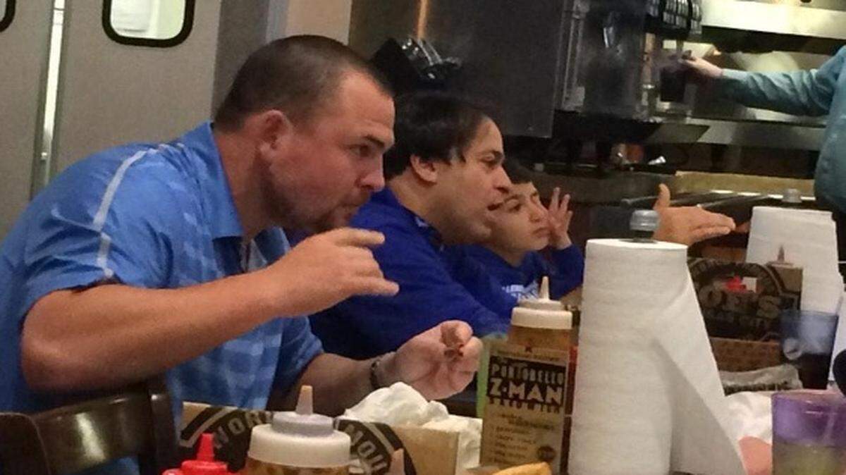 
Billy Butler and a friend ordered a slab of ribs, a side of beans and a Mountain Dew at Oklahoma Joe’s on Wednesday.

