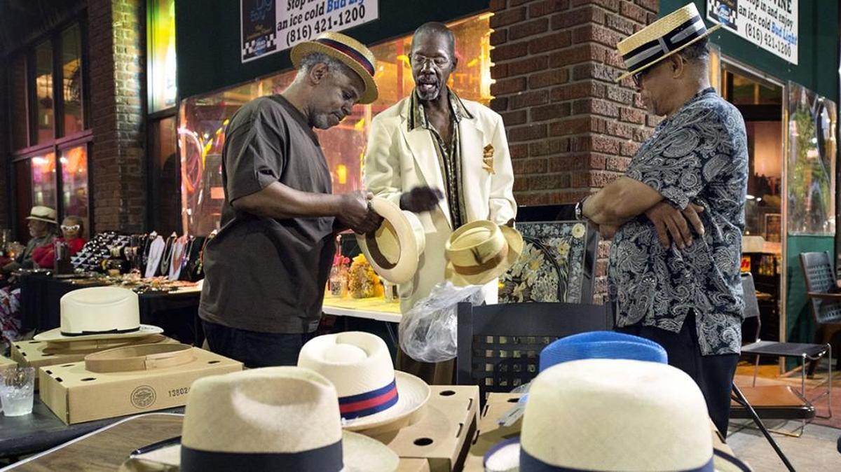 Kansas City taxpayers may provide almost $1.5 million to the American Jazz Museum this year. Can more bars and taverns rescue the struggling 18th and Vine District?