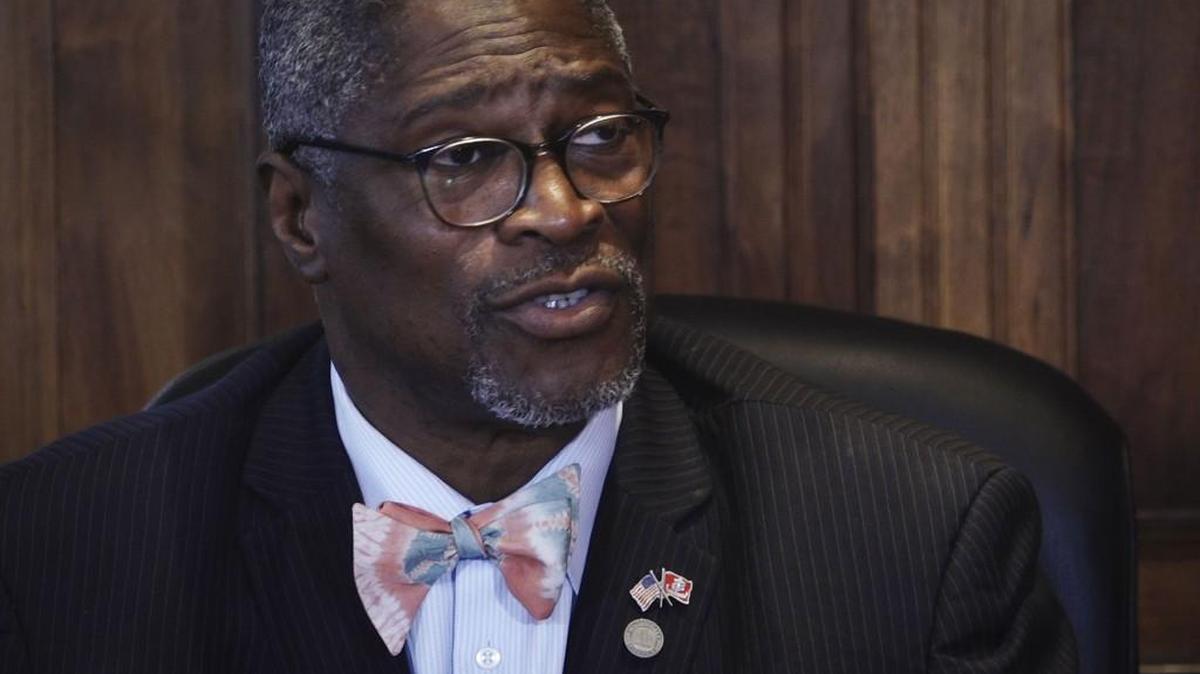 Mayor Sly James had a point the other day when he said voters aren’t focused on all the infighting over selecting a developer to revamp Kansas City International Airport.