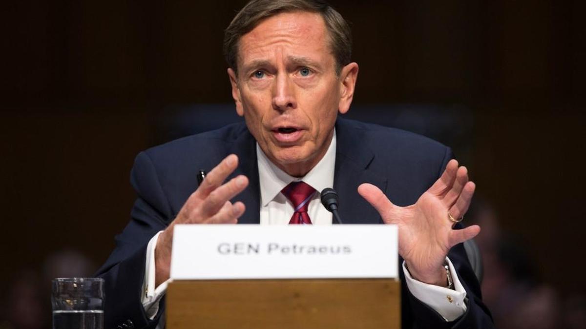 Former general David H. Petraeus recently made the astounding claim that Trump’s fitness to serve was “immaterial” because the senior military leaders around him were first-class.