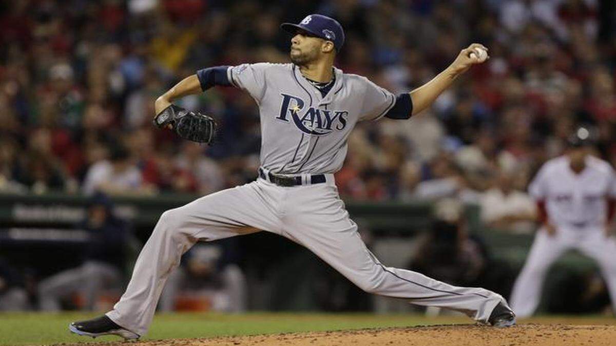 
Tampa Bay Rays traded David Price to the Detroit Tigers in a three-player deal.
