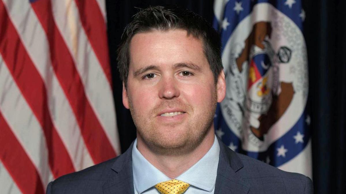 Missouri Treasurer Scott Fitzpatrick, a Republican, announced his candidacy for state auditor Thursday.