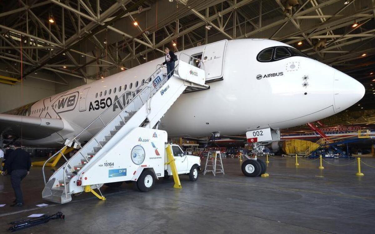 
American Airlines will be adding 22 Airbus A350-900 XWB aircraft to its fleet, with scheduled deliveries beginning in 2017.
