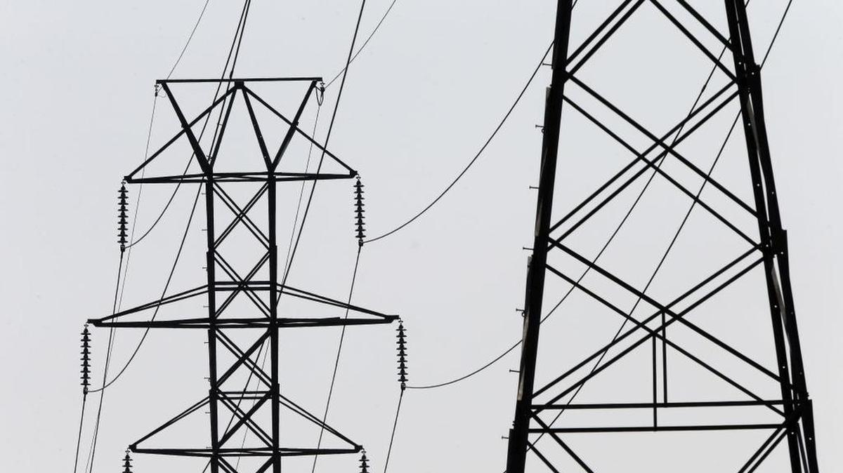 Why are Missouri lawmakers trying to cancel a project that would keep the lights on in the state?