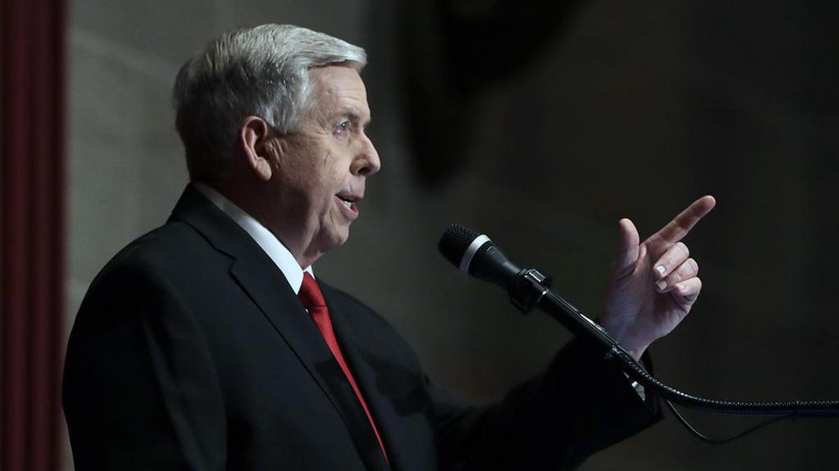 Social media reacts to Missouri Gov. Mike Parson’s COVID-19 vaccine incentive lottery