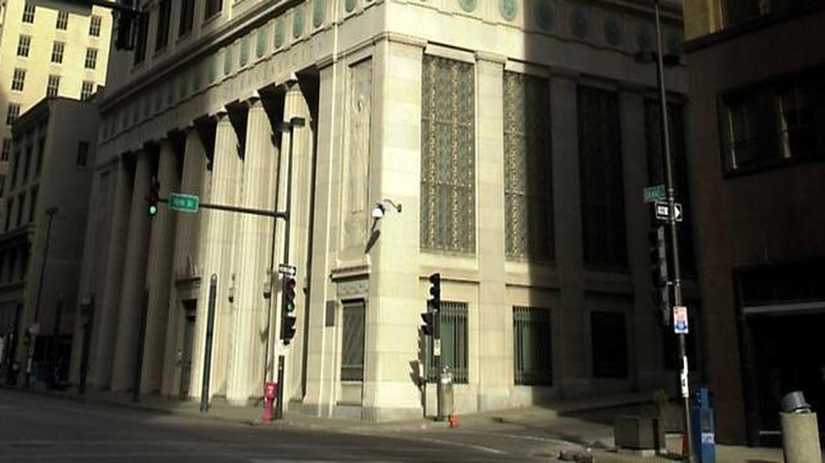 The old Federal Reserve Bank of Kansas City on Grand Boulevard is to be converted into a hotel under new plans.