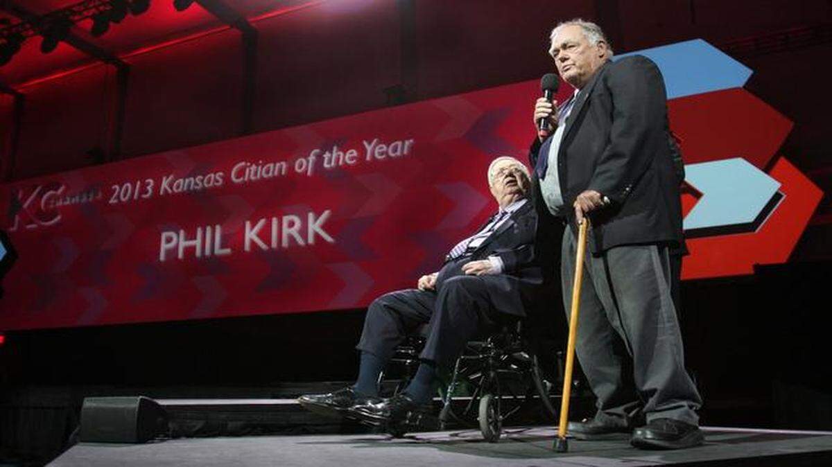 
Phil Kirk (right) received the Greater Kansas City Chamber of Commerce’s 2013 Kansas Citian of the Year from the previous recipient, James B. Nutter Sr.
