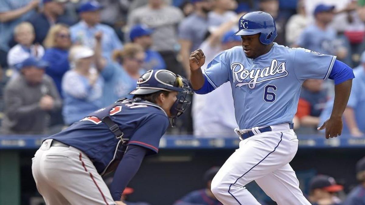 Kansas City Royals outfielder Lorenzo Cain scored in front of Minnesota Twins catcher Kurt Suzuki on a triple by Eric Hosmer during a game earlier this month at Kauffman Stadium.
