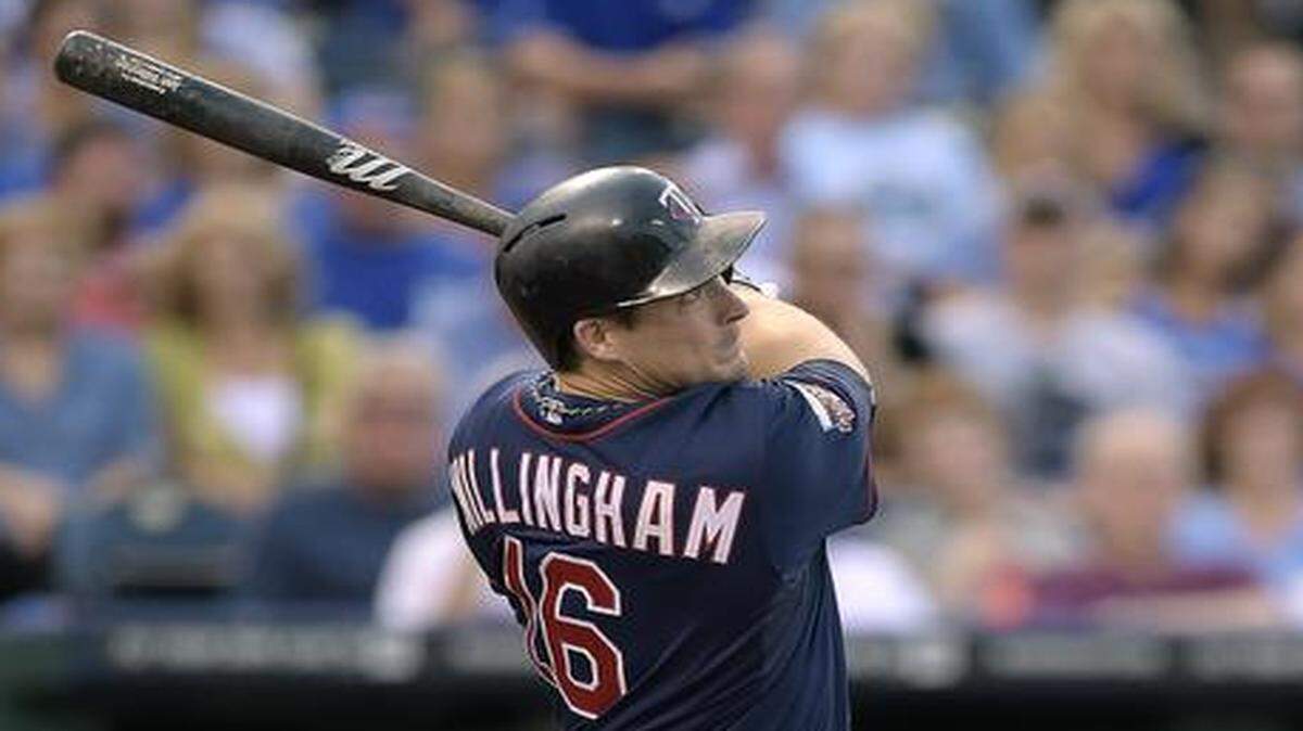 
Josh Willingham will bat sixth as the designated hitter against the Oakland Athletics in his Royals debut.


