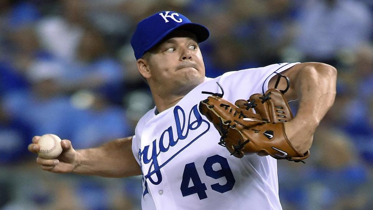
Royals pitcher Joe Blanton throws against the Rangers on June 5 at Kauffman Stadium.
