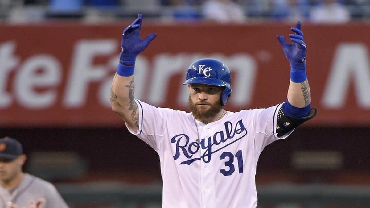 
Jonny Gomes started at designated hitter Friday for the Royals against the Indians at Kauffman Stadium.

