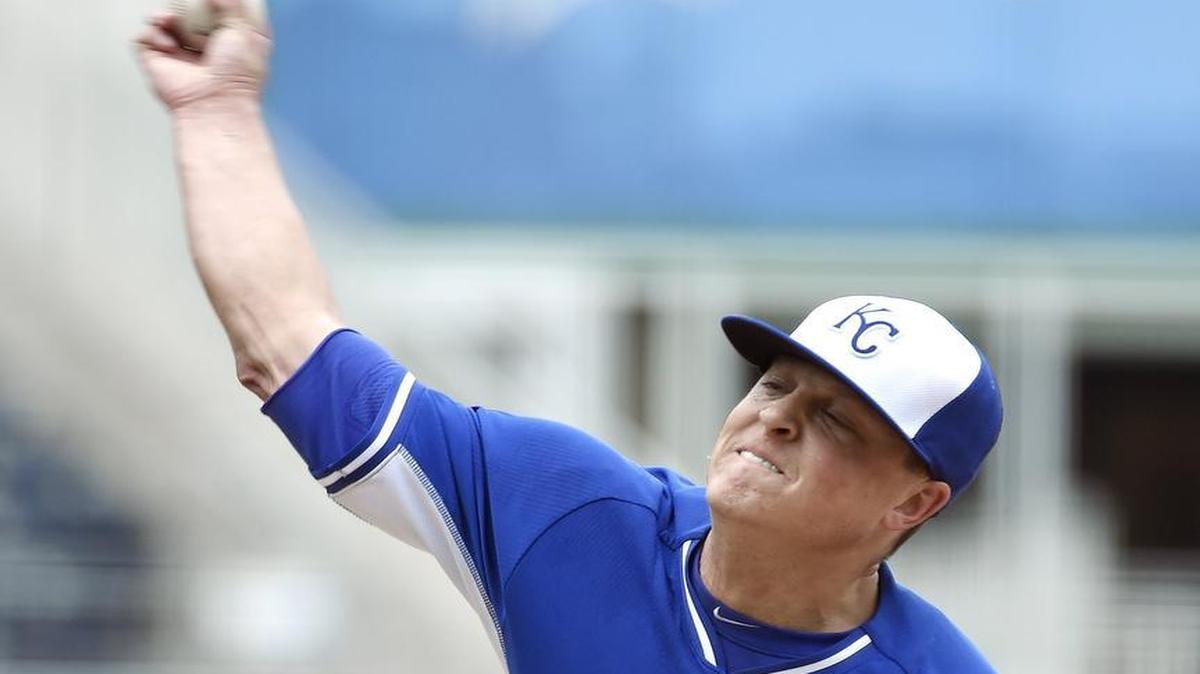 
Kansas City Royals pitcher Kris Medlen threw a simulated game at Kauffman Stadium in June.
