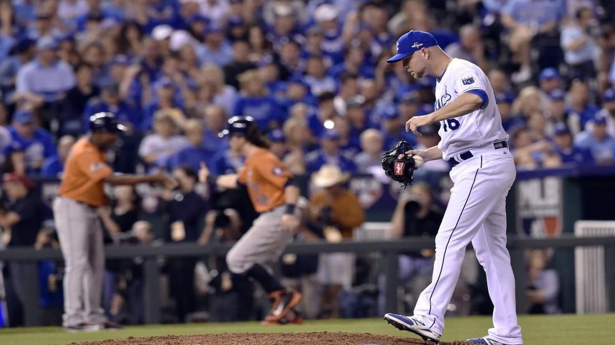 
Houston Astros left fielder Colby Rasmus rounded the bases after hitting a solo home run in the eighth inning off of Kansas City Royals relief pitcher Ryan Madson during game one.
