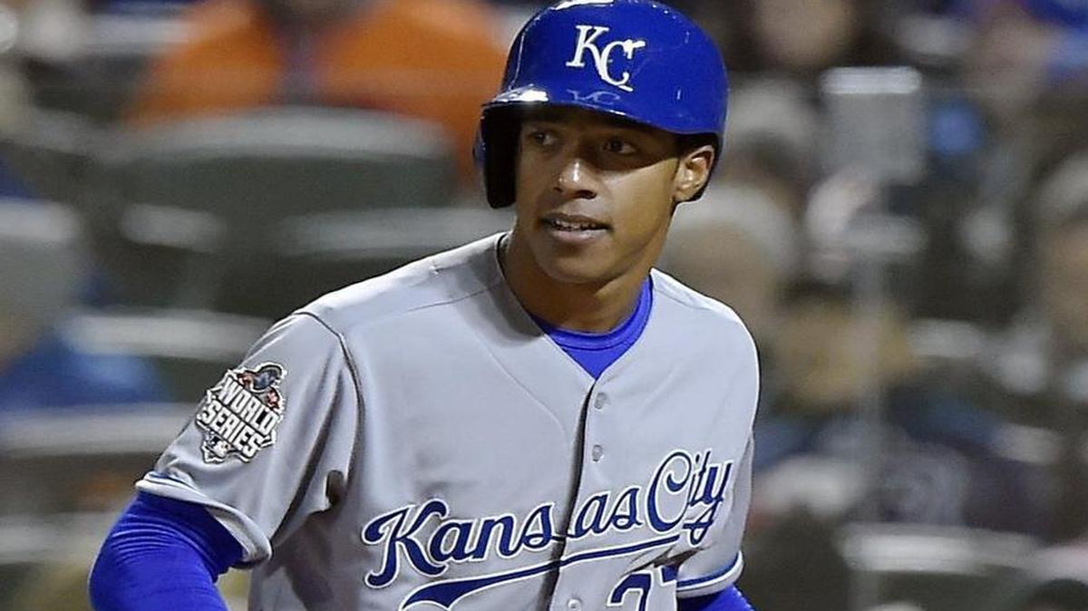 Kansas City Royals infielder Raul A. Mondesi struck out during Game 3 of the World Series on Friday.