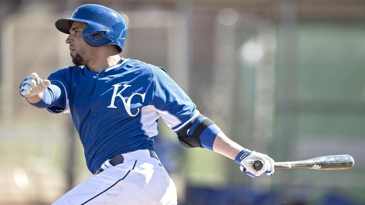 Omar Infante will have an opportunity to regain his starting spot at second base after a disastrous 2015 in which he batted just .220 with a .234 on-base percentage and .552 OPS.