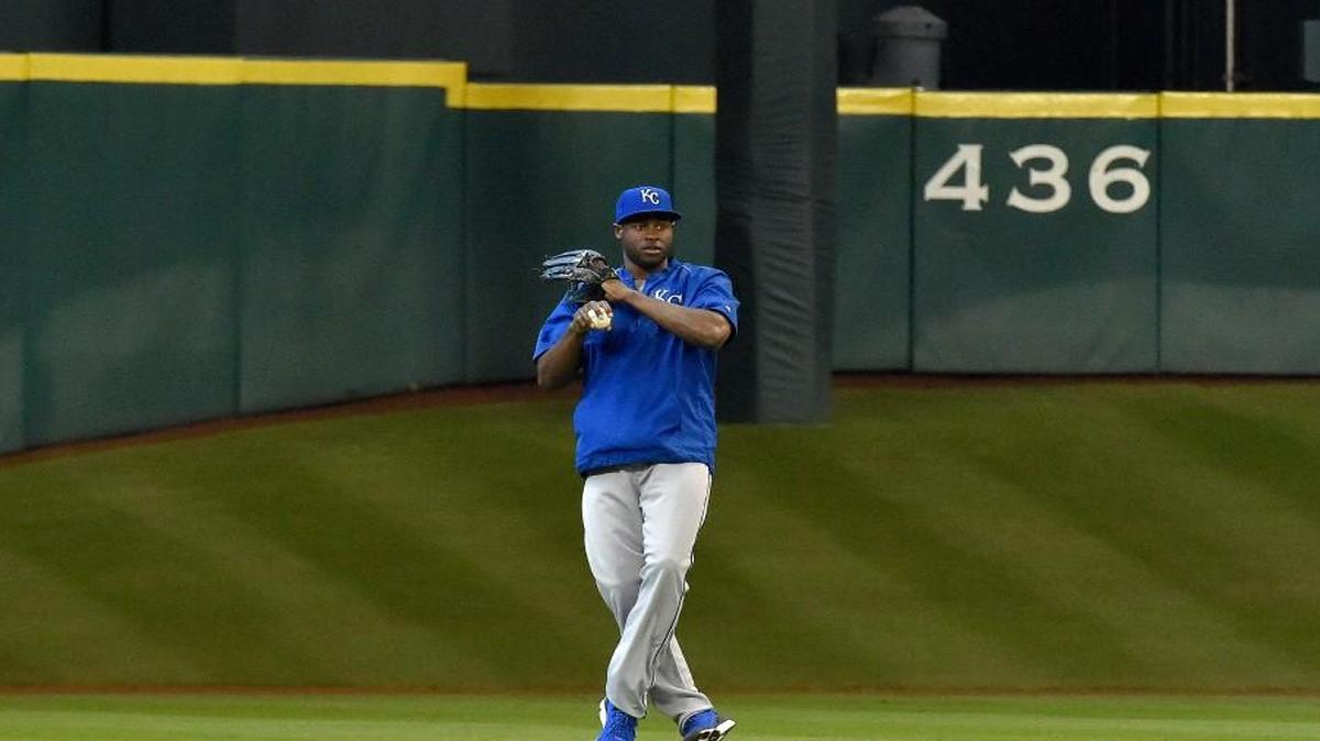 
Kansas City Royals center fielder Lorenzo Cain tossed a ball back from near the mound in center field during Saturday’s ALDS workout at Minute Maid Park in Houston, Texas.
