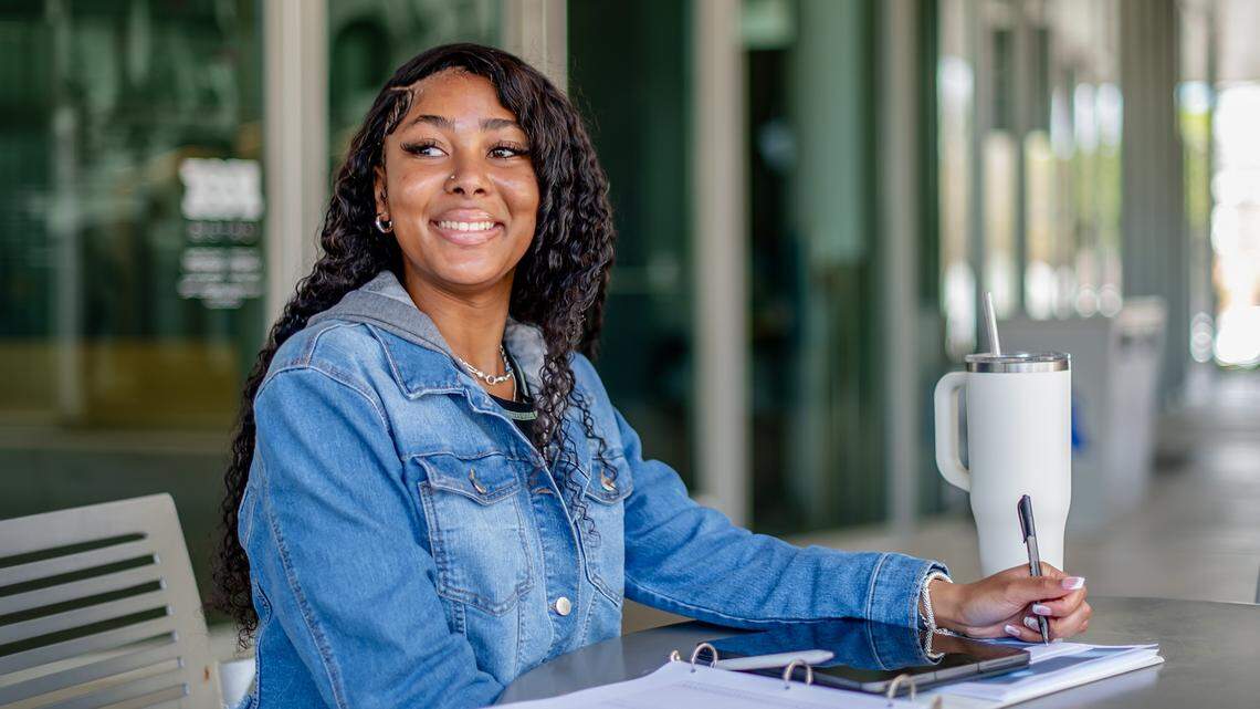 5 Tips to Manage Your Student Loan Debt Without Wrecking Your Budget