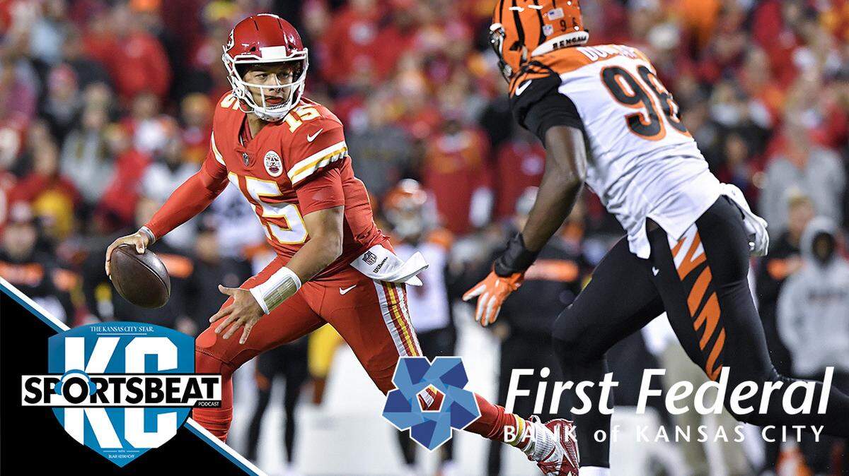 Kansas City Chiefs quarterback Patrick Mahomes avoids Cincinnati Bengals defensive end Carlos Dunlap in the second quarter during Sunday’s football game on October 21, 2018 at Arrowhead Stadium in Kansas City, Mo.
