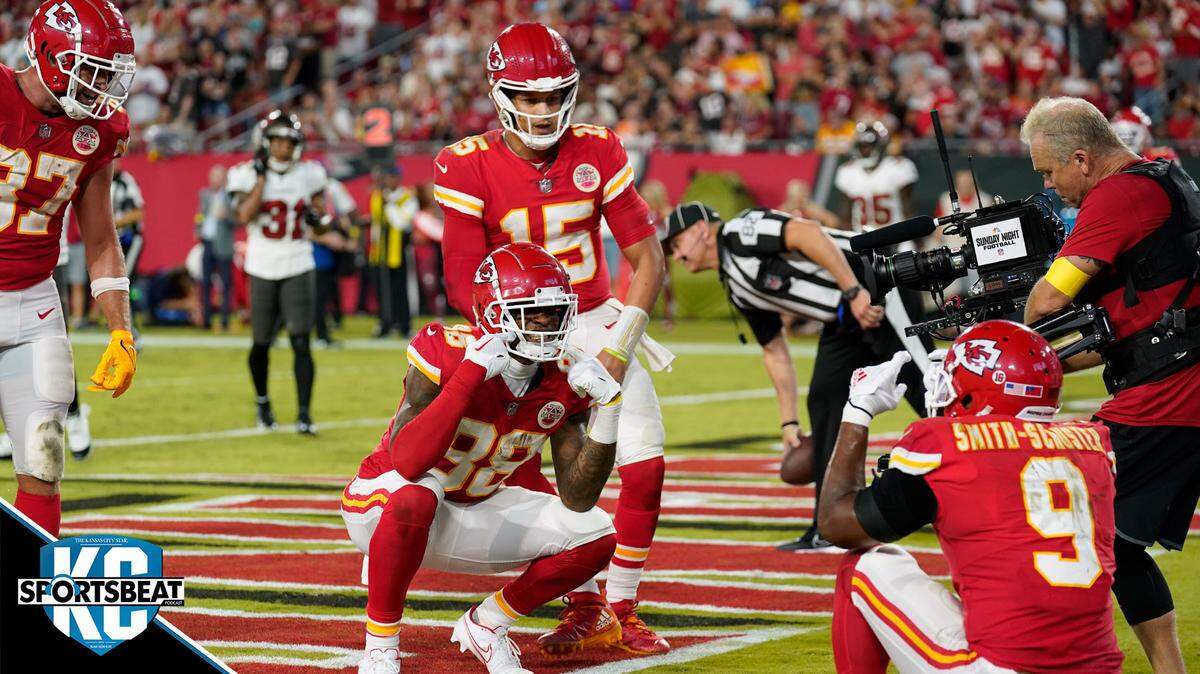 Kansas City Chiefs tight end Jody Fortson (88) and quarterback Patrick Mahomes (15) celebrate a touchdown with wide receiver JuJu Smith-Schuster (9) during the second half of an NFL football game against the Tampa Bay Buccaneers Sunday, Oct. 2, 2022, in Tampa, Fla.