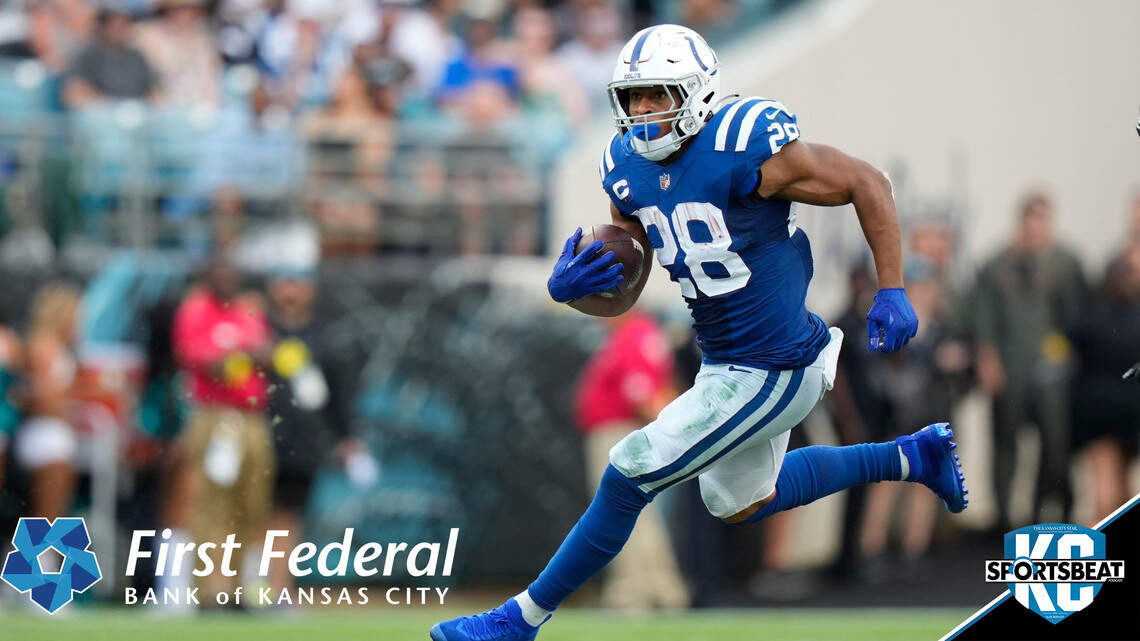 Podcast: Should KC Chiefs fear winless Colts? Also, Mahomes goes to high school games?