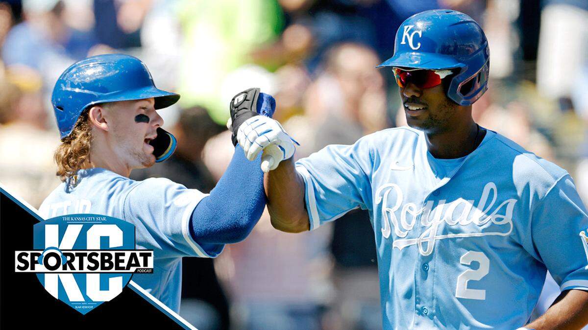 Kansas City Royals’ Bobby Witt Jr. (7) congratulates Michael A. Taylor (2) at home plate after Taylor hit a solo home run during the first inning of a baseball game against the San Diego Padres in Kansas City, Mo., Sunday, Aug. 28, 2022. (AP Photo/Colin E. Braley)