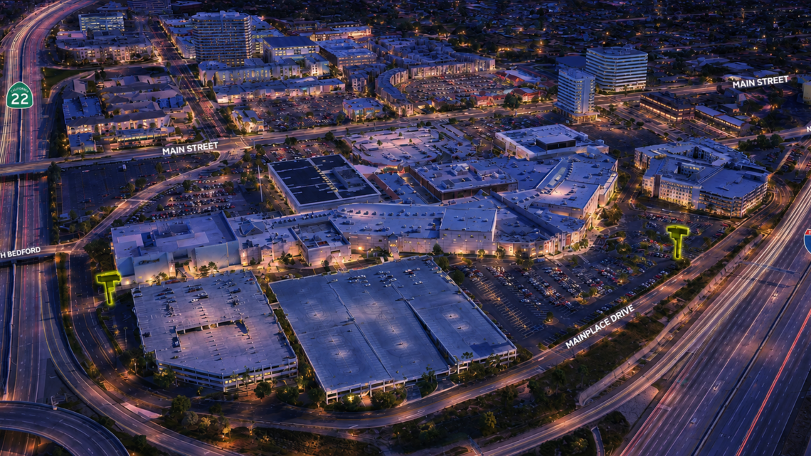 Centennial Secures Multi-Million Dollar DOOH Media Deal with Lamar at MainPlace Mall 