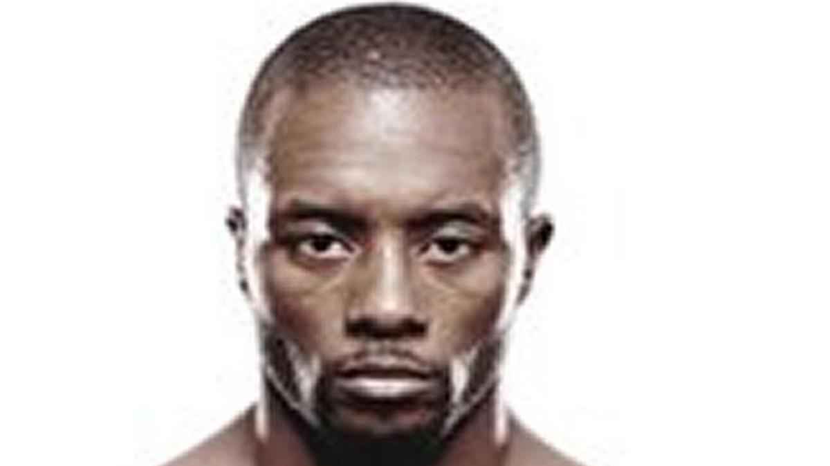 Jason High, a Blue Springs High School graduate, will return to the cage Friday for his first official mixed martial arts fight in 17 months.