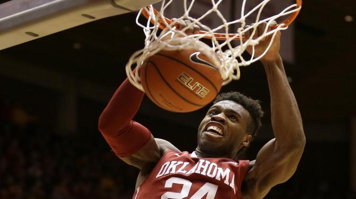 Oklahoma guard Buddy Hield has won back-to-back Big 12 player of the year awards, as chosen by the conference’s coaches.