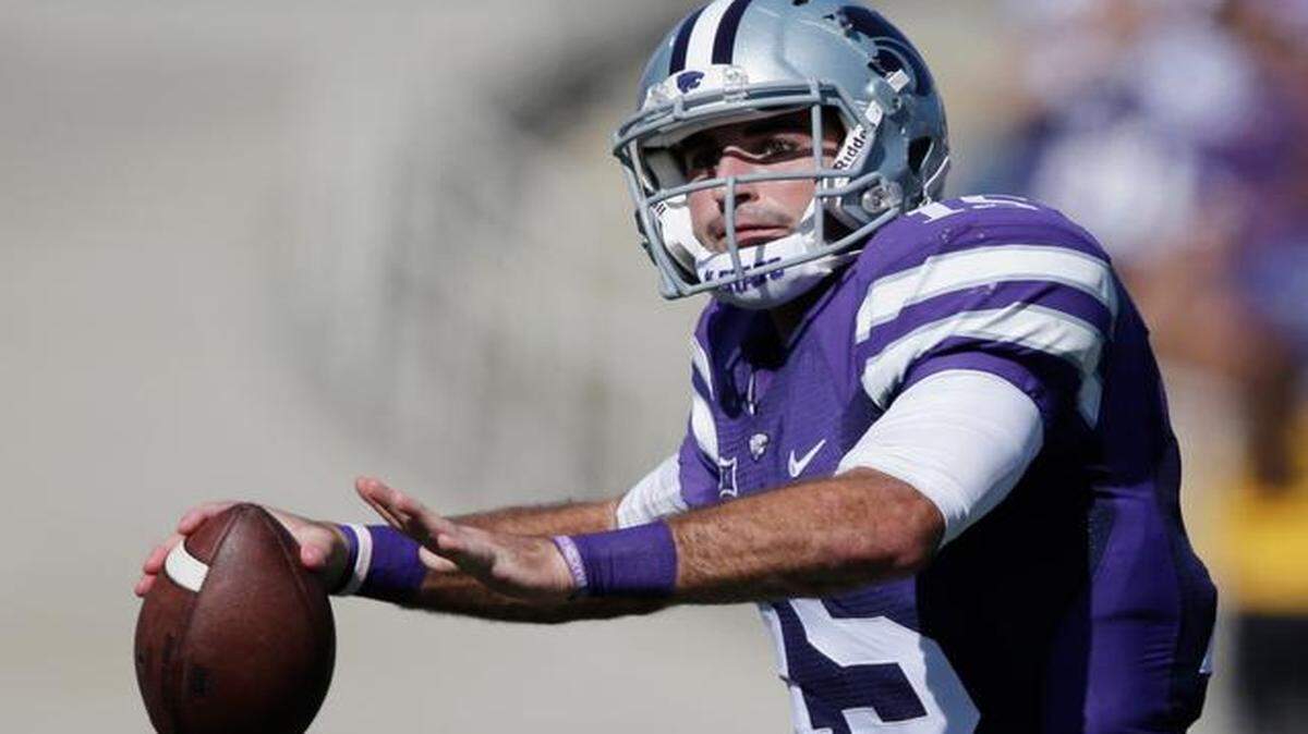 
Led by quarterback Jake Waters, Kansas State posted a rare Big 12 shutout Saturday, trampling the Texas Longhorns 23-0. The performance apparently failed to impress voters in The Associated Press college football poll, where K-State is still No. 11. 
